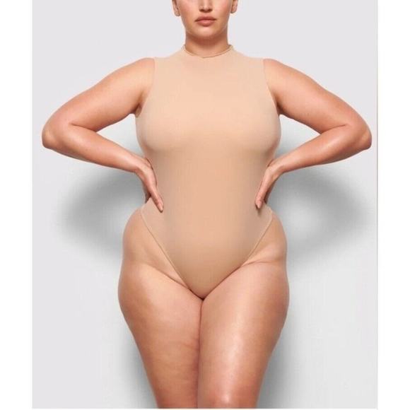 SKIMS Tops - SKIMS thong bodysuit mock high neck tank nude mica everybody plus size 4x